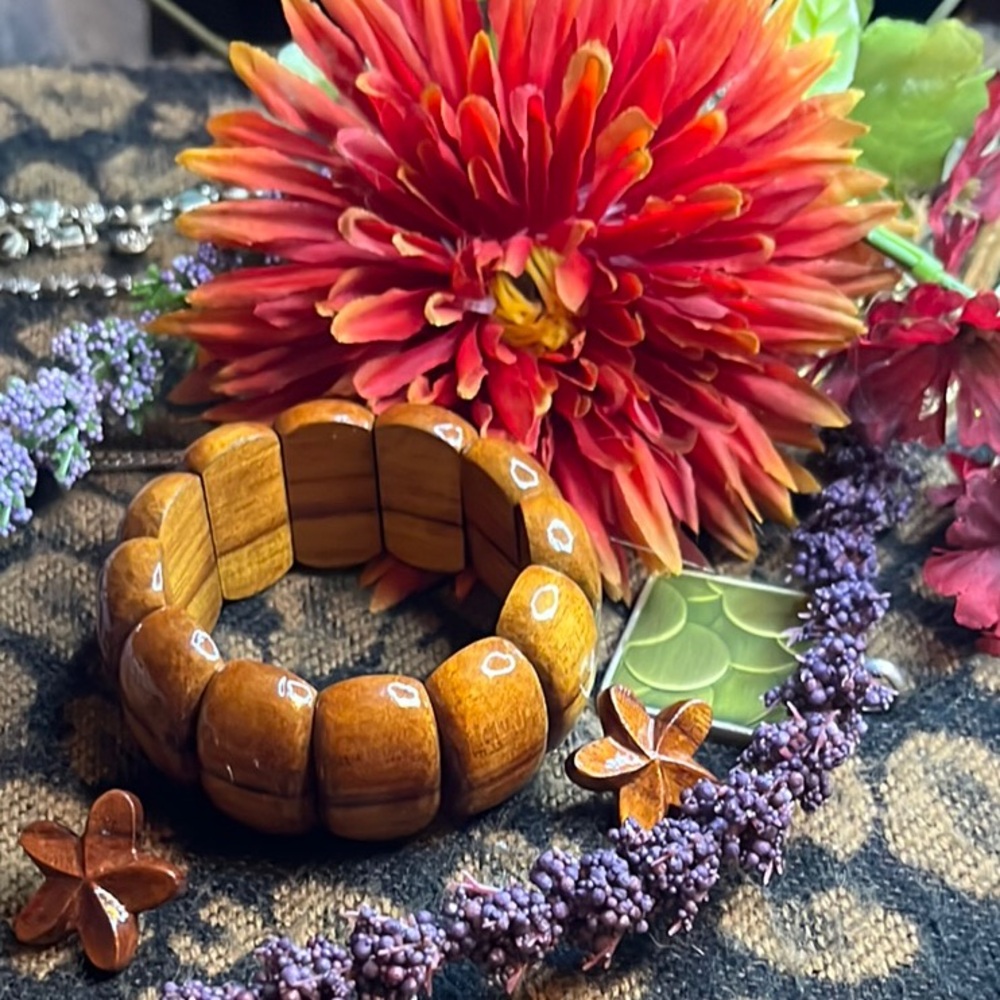 Wooden Beaded Bracelet with Floral Earrings